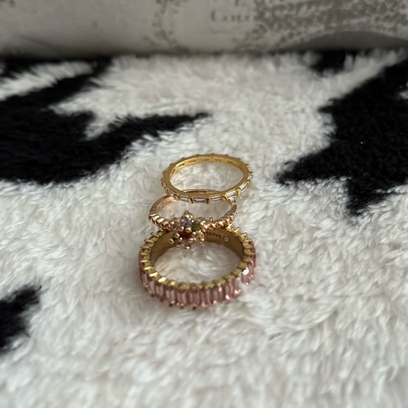 Jewelry - Elegant Pink and Gold Ring Set